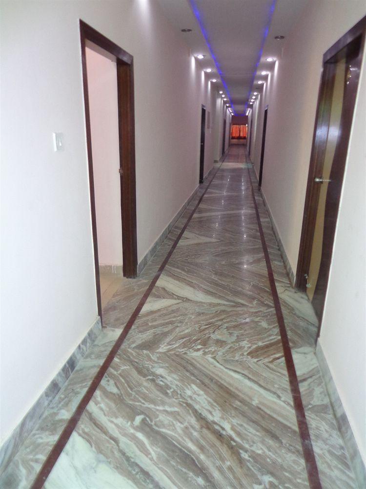 Hotel Om International Bodh Gaya Esterno foto